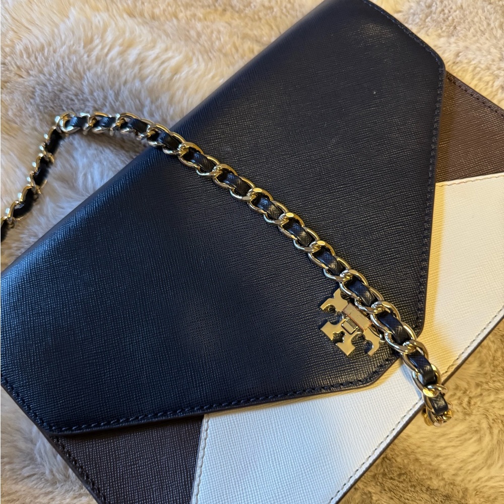 TORY BURCH KIRA COLOR BLOCK CLUTCH IVORY/RAISIN/NAVY